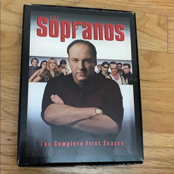 The first season of The Sopranos - Picture 1 of 2